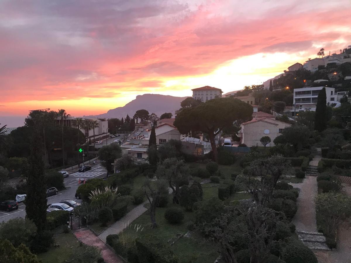 Charmant 2 Pieces Vue Sur Mer Et Monte-Carlo A Roquebrune Cap Martin Exterior photo