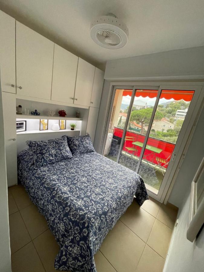 Charmant 2 Pieces Vue Sur Mer Et Monte-Carlo A Roquebrune Cap Martin Exterior photo